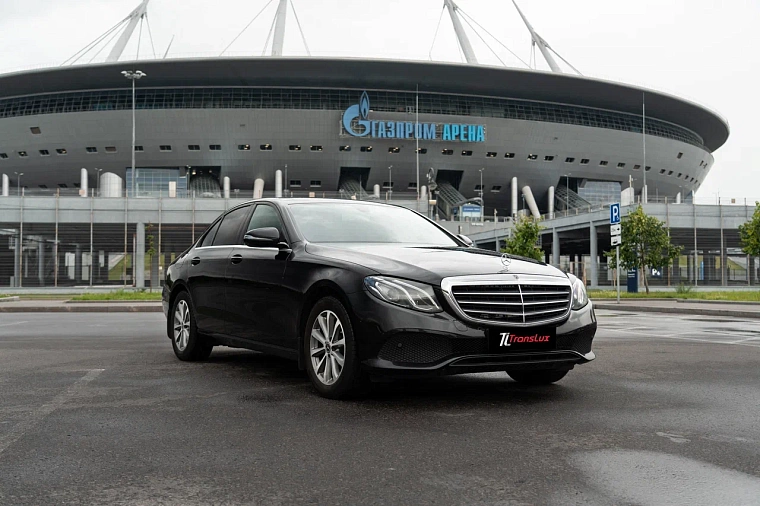 Mercedes-Benz E-Класс 213 черный