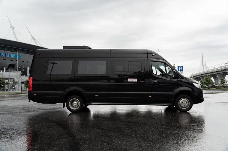Mercedes-Benz Sprinter черный 19 мест