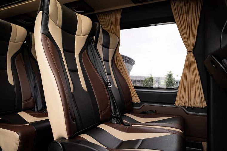 Mercedes-Benz Sprinter черный 19 мест